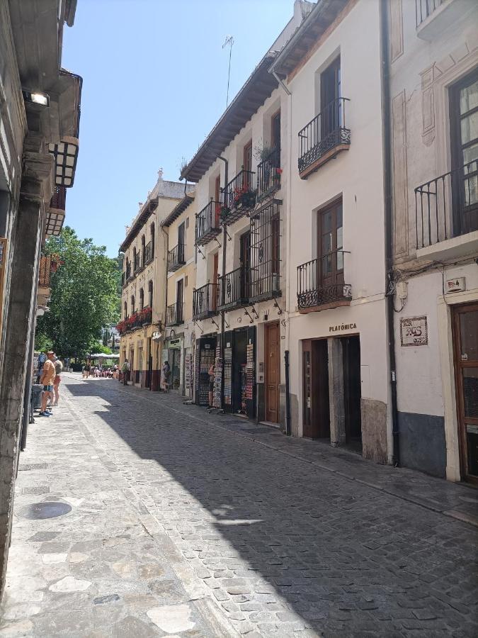 Andalusian Daydream At The Foot Of The Alhambra ! Apartment Granada Ngoại thất bức ảnh