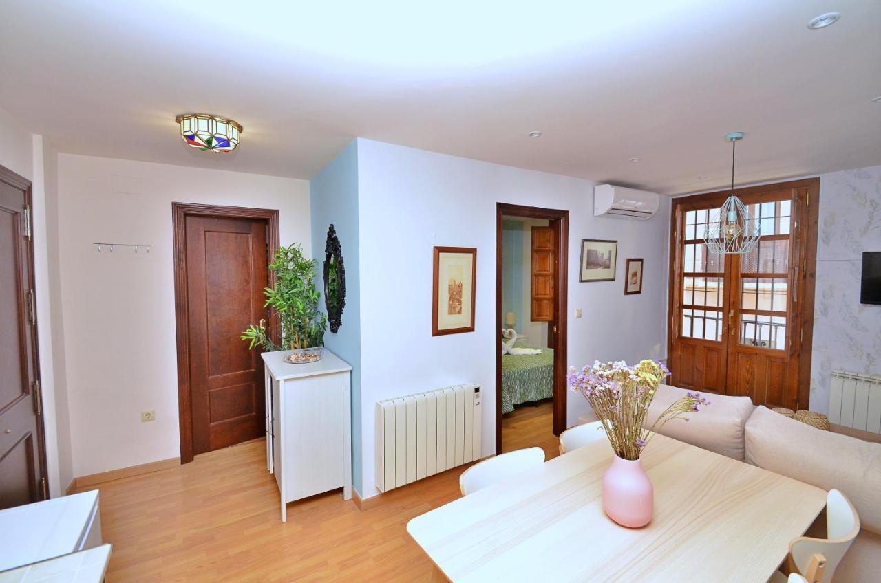 Andalusian Daydream At The Foot Of The Alhambra ! Apartment Granada Ngoại thất bức ảnh
